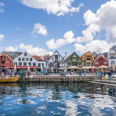 A Place To Stavanger, 7 *